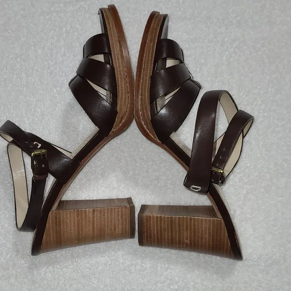 Brooks Brothers Strap Block Heel Sandals Size 10 - Picture 4 of 6